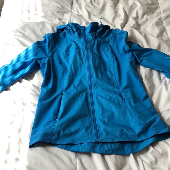 Lululemon running jacket - Picture 1 of 3